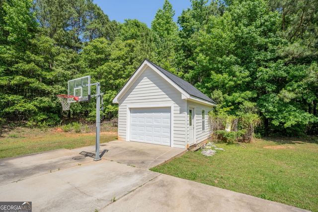 90 Carriage Lane, Senoia, GA 30276