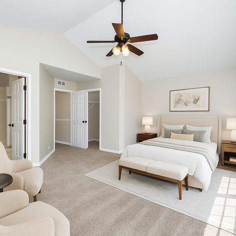 158 Concord Drive S 158, Oswego, IL 60543