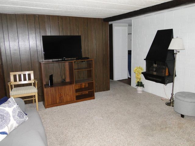 612 W 100 S, Hebron, IN 46341