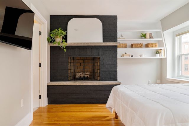 129 N Washington St 3, Boston, MA 02113