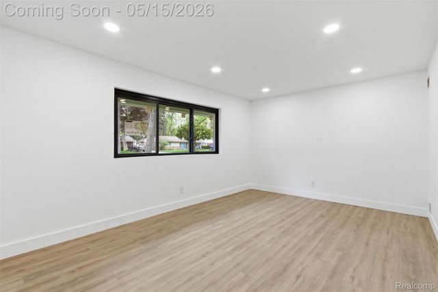 2483 Walce Drive, West Bloomfield Charter Township, MI 48324