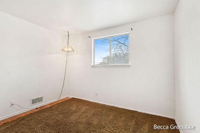 4791 Westgate Drive NW, Comstock Park, MI 49321