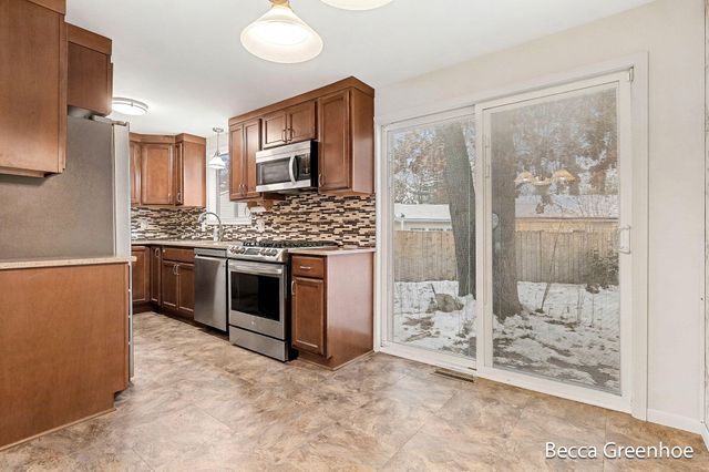 4791 Westgate Drive NW, Comstock Park, MI 49321