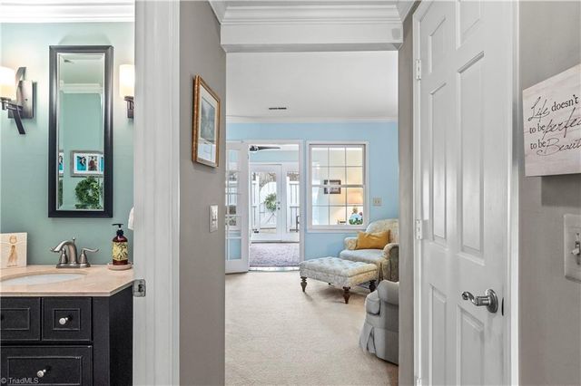 3830 Huntingreen Lane C, Winston-salem, NC 27106