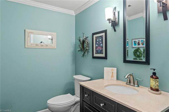 3830 Huntingreen Lane C, Winston-salem, NC 27106