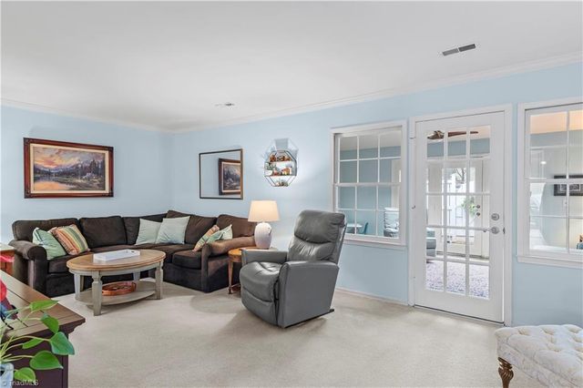 3830 Huntingreen Lane C, Winston-salem, NC 27106