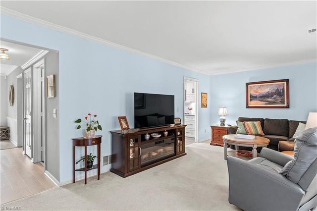 3830 Huntingreen Lane C, Winston-salem, NC 27106