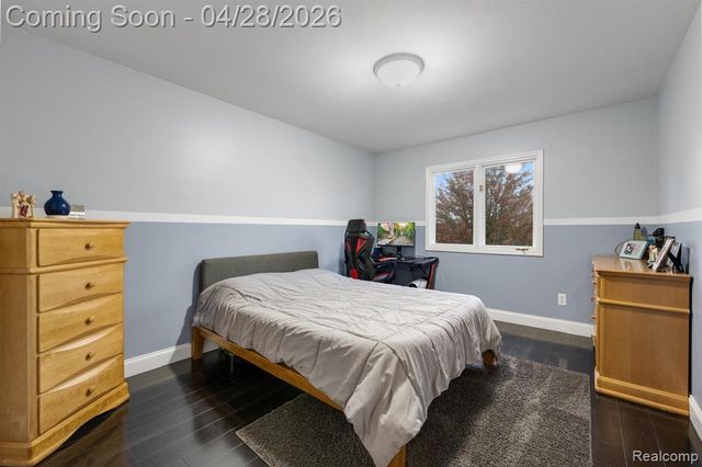 45021 Riverwoods Drive, Macomb, MI 48044