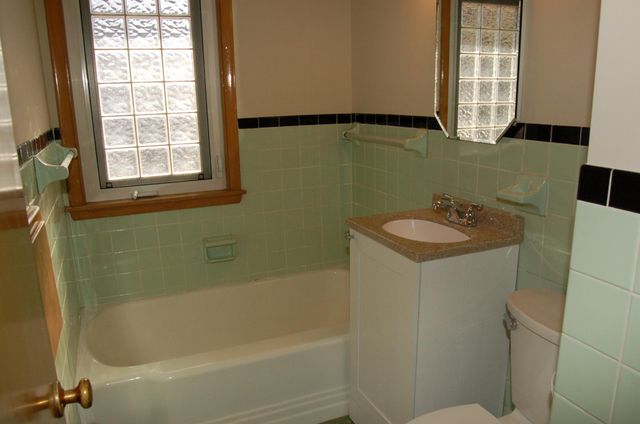 601 5th Avenue S, Hopkins, MN 55343