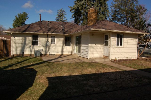 601 5th Avenue S, Hopkins, MN 55343