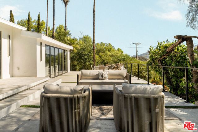 2600 Topanga Skyline Drive, Topanga, CA 90290