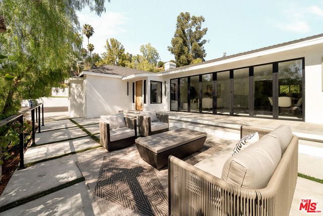 2600 Topanga Skyline Drive, Topanga, CA 90290