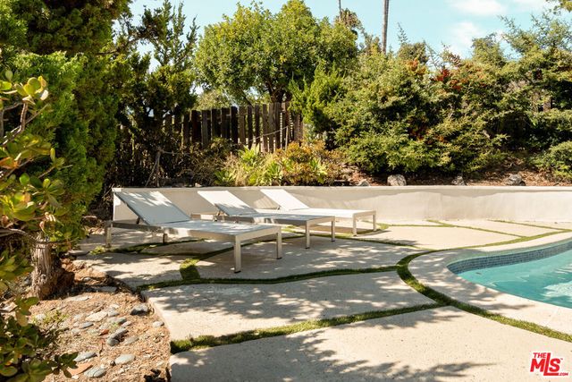 2600 Topanga Skyline Drive, Topanga, CA 90290