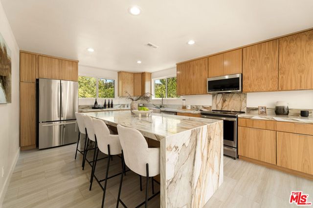 2600 Topanga Skyline Drive, Topanga, CA 90290