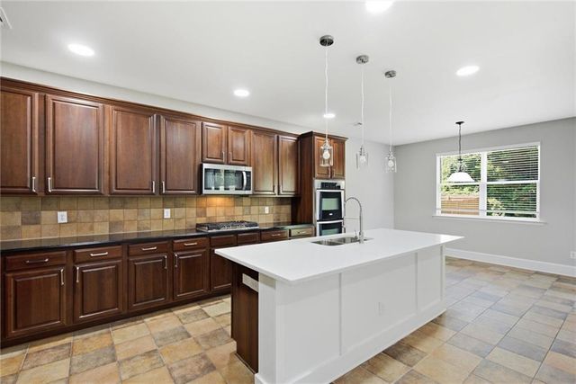 1203 Lanier Springs Drive, Buford, GA 30518