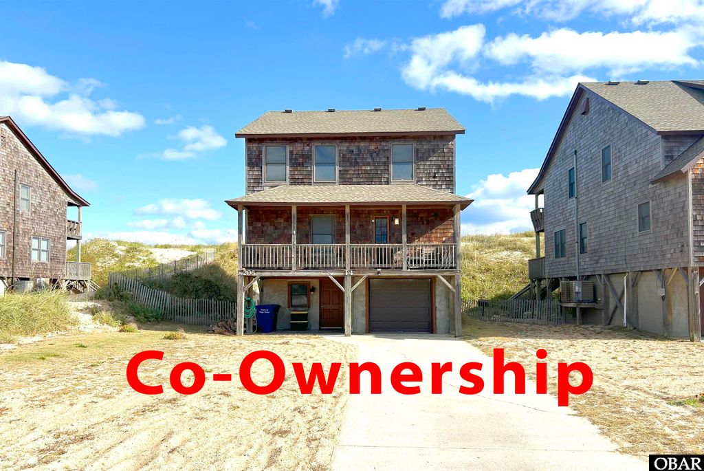 Image 1 of property listing at 206 E Hawks Nest Court Unit 14, Nags Head, NC 27959
