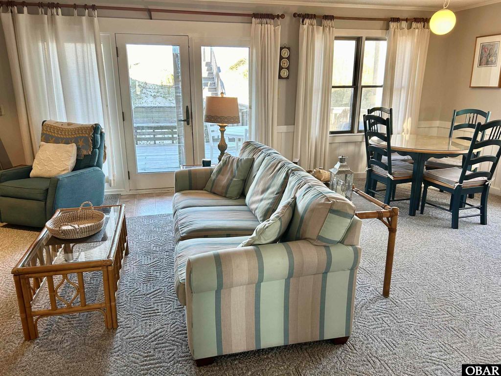 Image 11 of property listing at 206 E Hawks Nest Court Unit 14, Nags Head, NC 27959