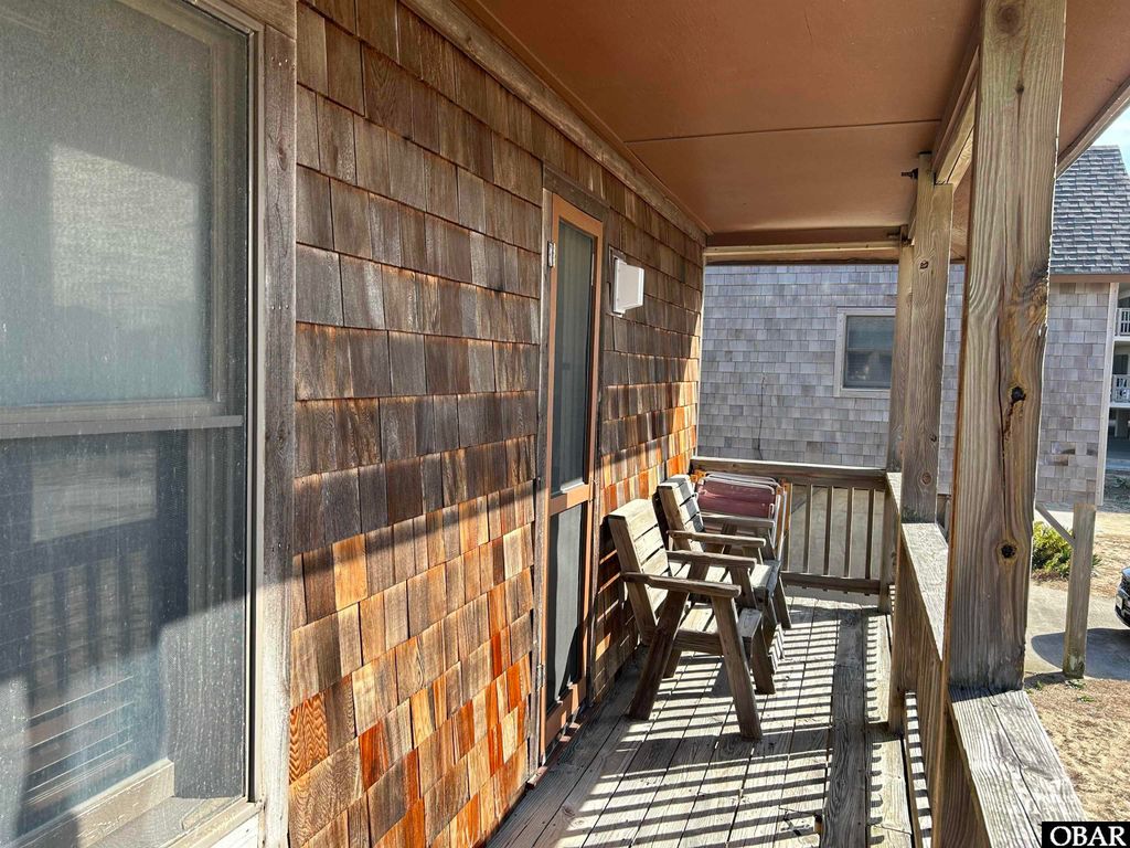 Image 17 of property listing at 206 E Hawks Nest Court Unit 14, Nags Head, NC 27959