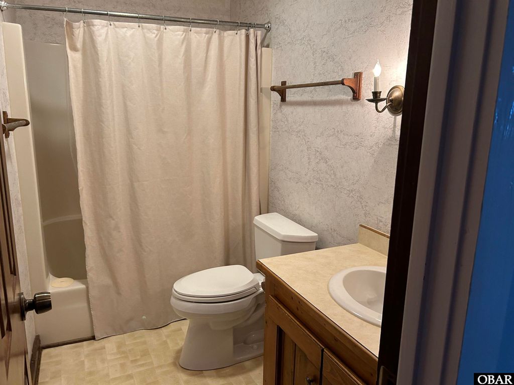 Image 33 of property listing at 206 E Hawks Nest Court Unit 14, Nags Head, NC 27959