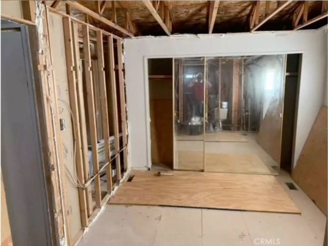 327 W Wilson 107, Costa Mesa, CA 92627