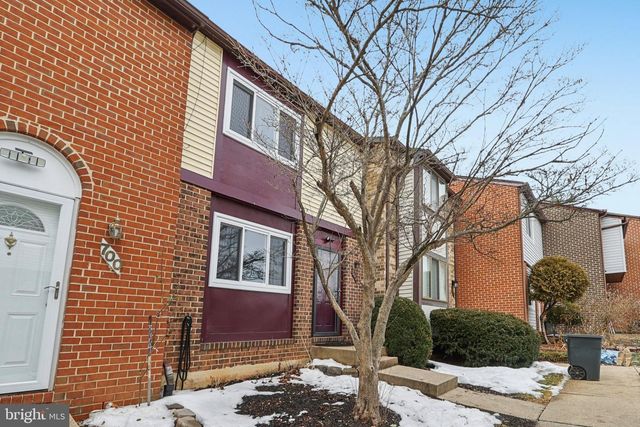 702 GILES PL, Sterling, VA 20164