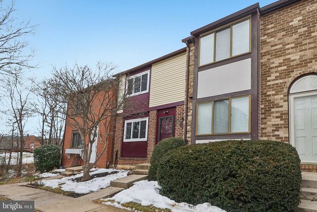 702 GILES PL, Sterling, VA 20164