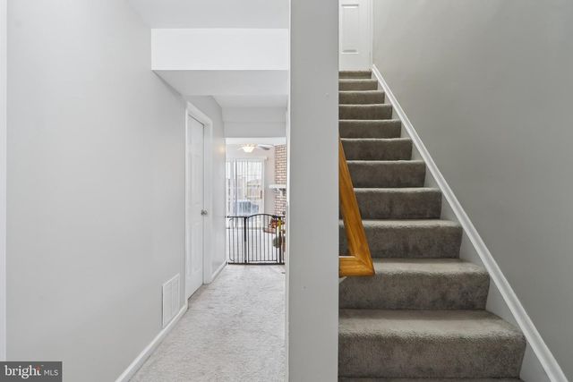 702 GILES PL, Sterling, VA 20164