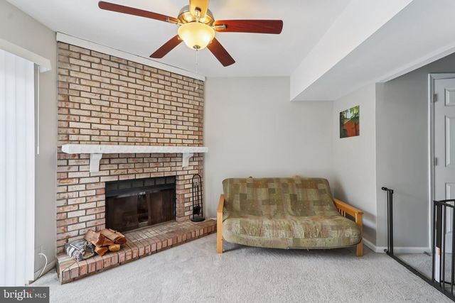 702 GILES PL, Sterling, VA 20164