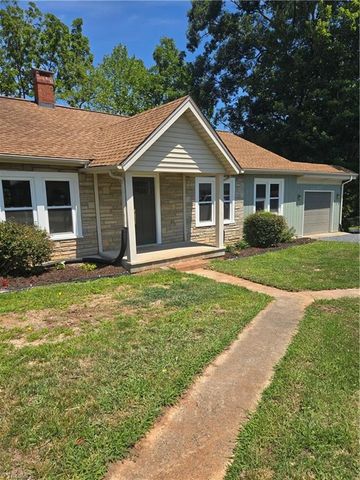 307 Old Liberty Road, Asheboro, NC 27203