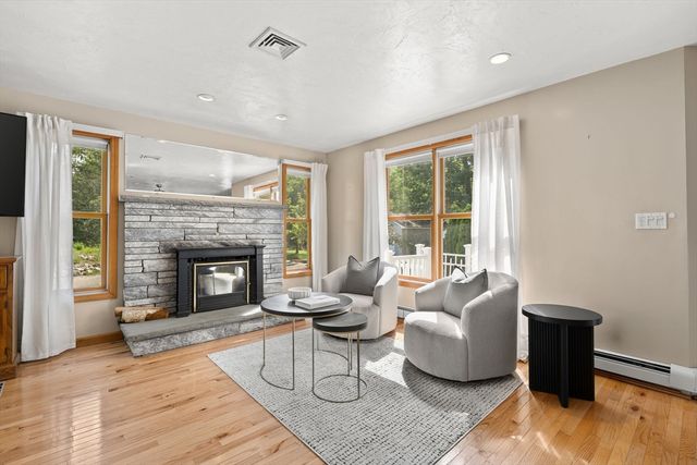 1 Pat Rose Way, Rockland, MA 02370