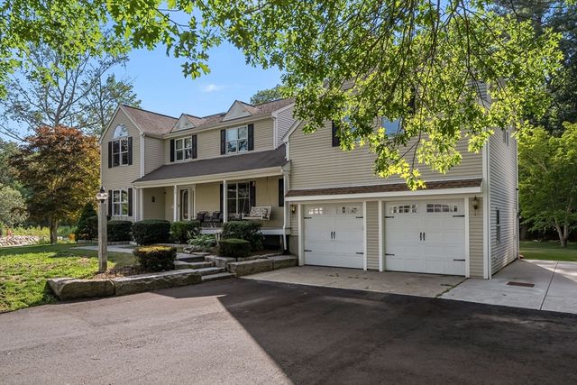 1 Pat Rose Way, Rockland, MA 02370