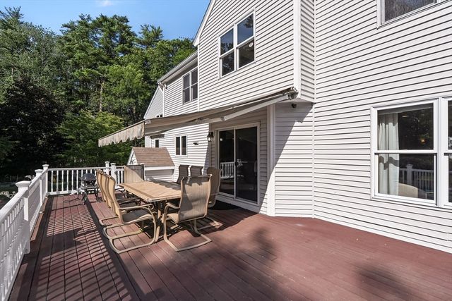 1 Pat Rose Way, Rockland, MA 02370