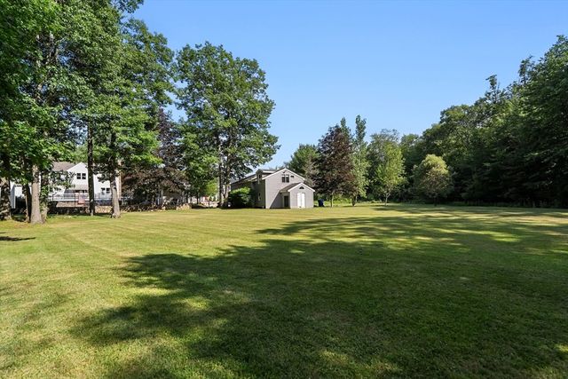 1 Pat Rose Way, Rockland, MA 02370