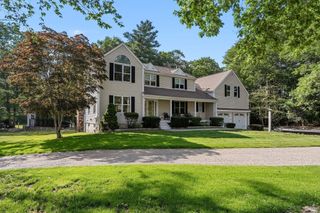 1 Pat Rose Way, Rockland, MA 02370