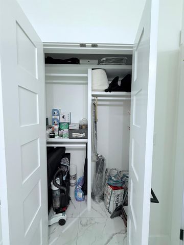 806 Philco DR 2, Austin, TX 78745