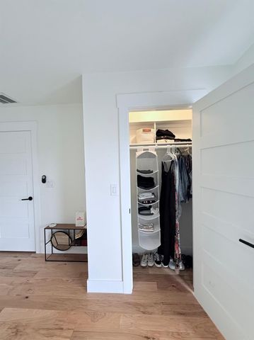 806 Philco DR 2, Austin, TX 78745