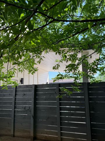 806 Philco DR 2, Austin, TX 78745