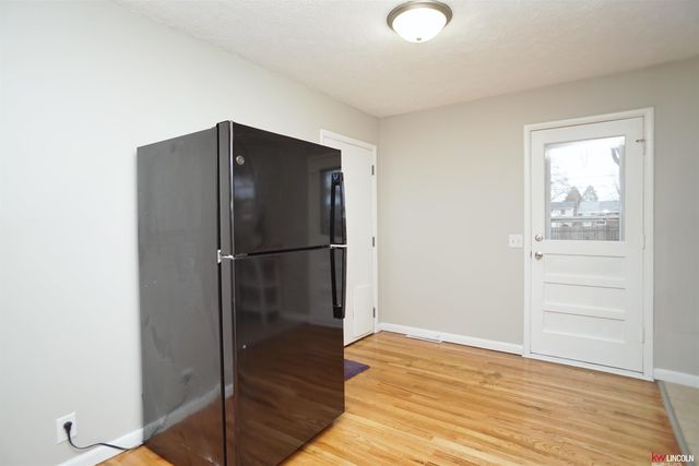 240 W Saunders Avenue, Lincoln, NE 68521