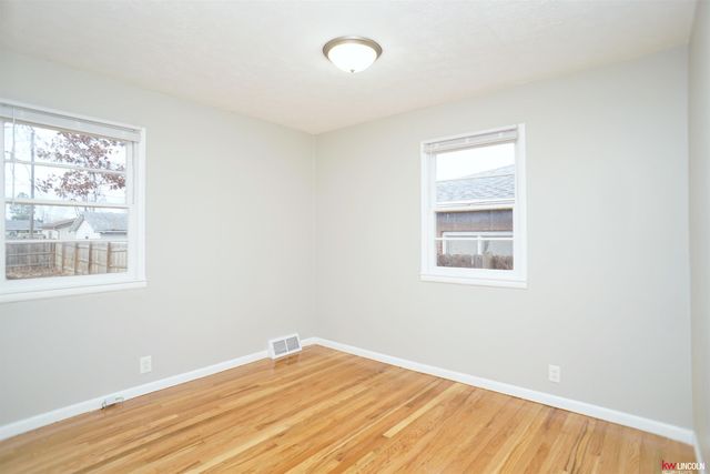 240 W Saunders Avenue, Lincoln, NE 68521