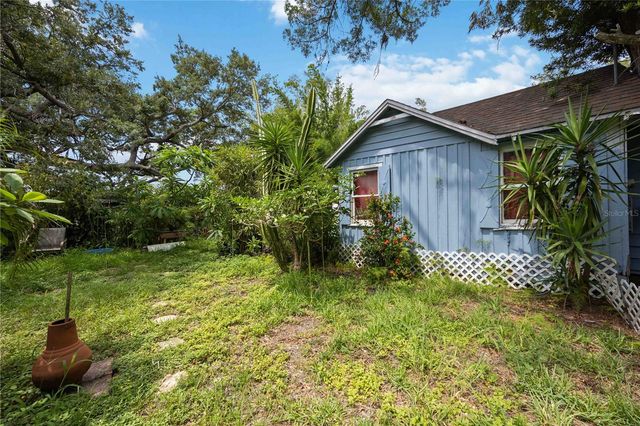 2126 OLENTARY STREET, Sarasota, FL 34231
