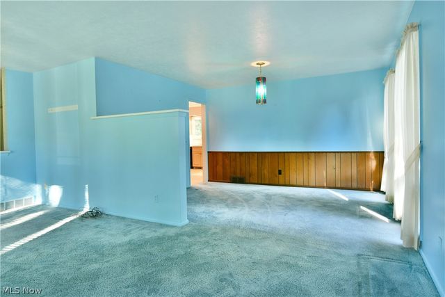 221 Southview Road, Canfield, OH 44406
