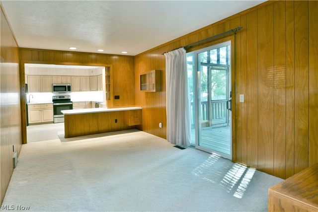 221 Southview Road, Canfield, OH 44406