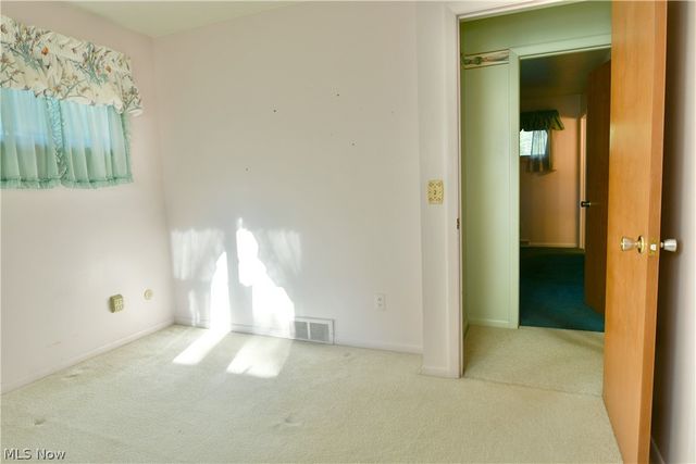 221 Southview Road, Canfield, OH 44406