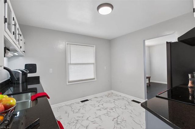 3403 W Weaver RD, Hampton, VA 23666