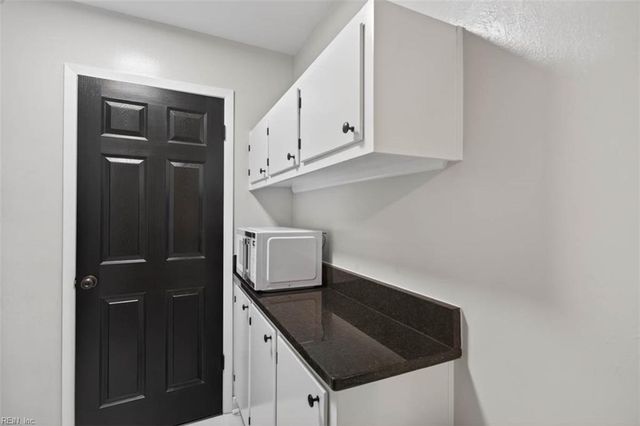 3403 W Weaver RD, Hampton, VA 23666