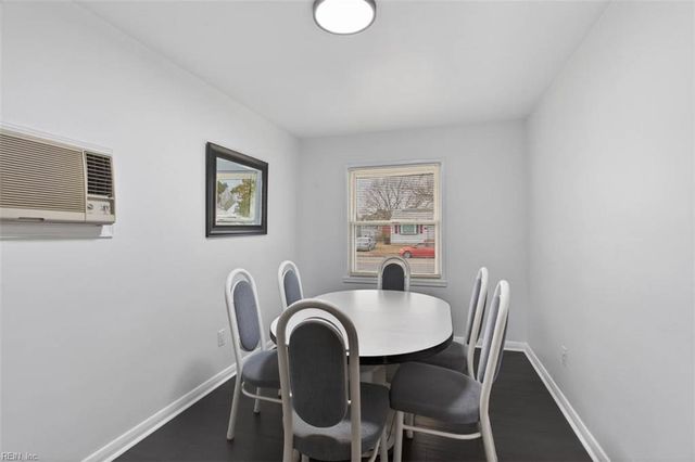 3403 W Weaver RD, Hampton, VA 23666