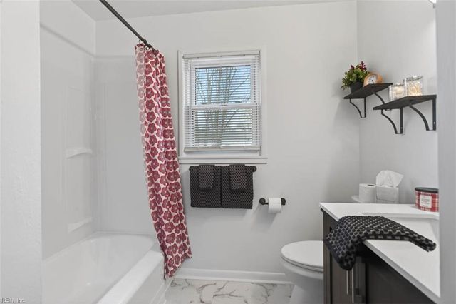 3403 W Weaver RD, Hampton, VA 23666