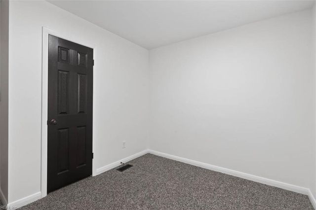 3403 W Weaver RD, Hampton, VA 23666