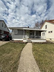 23713 Piper Avenue, Eastpointe, MI 48021