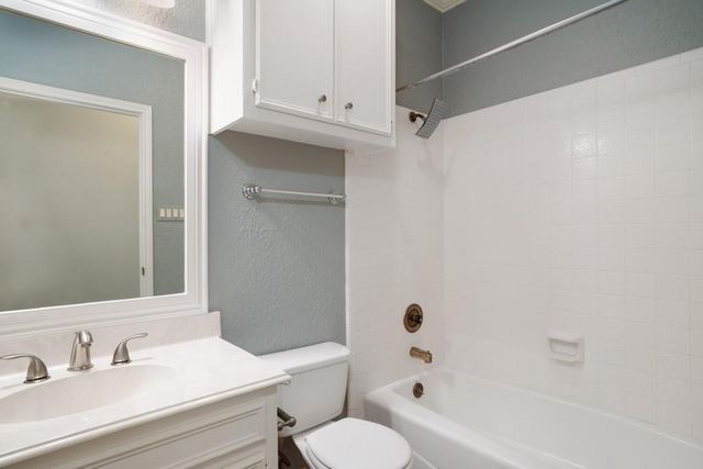 2208 Indian TRL A, Austin, TX 78703